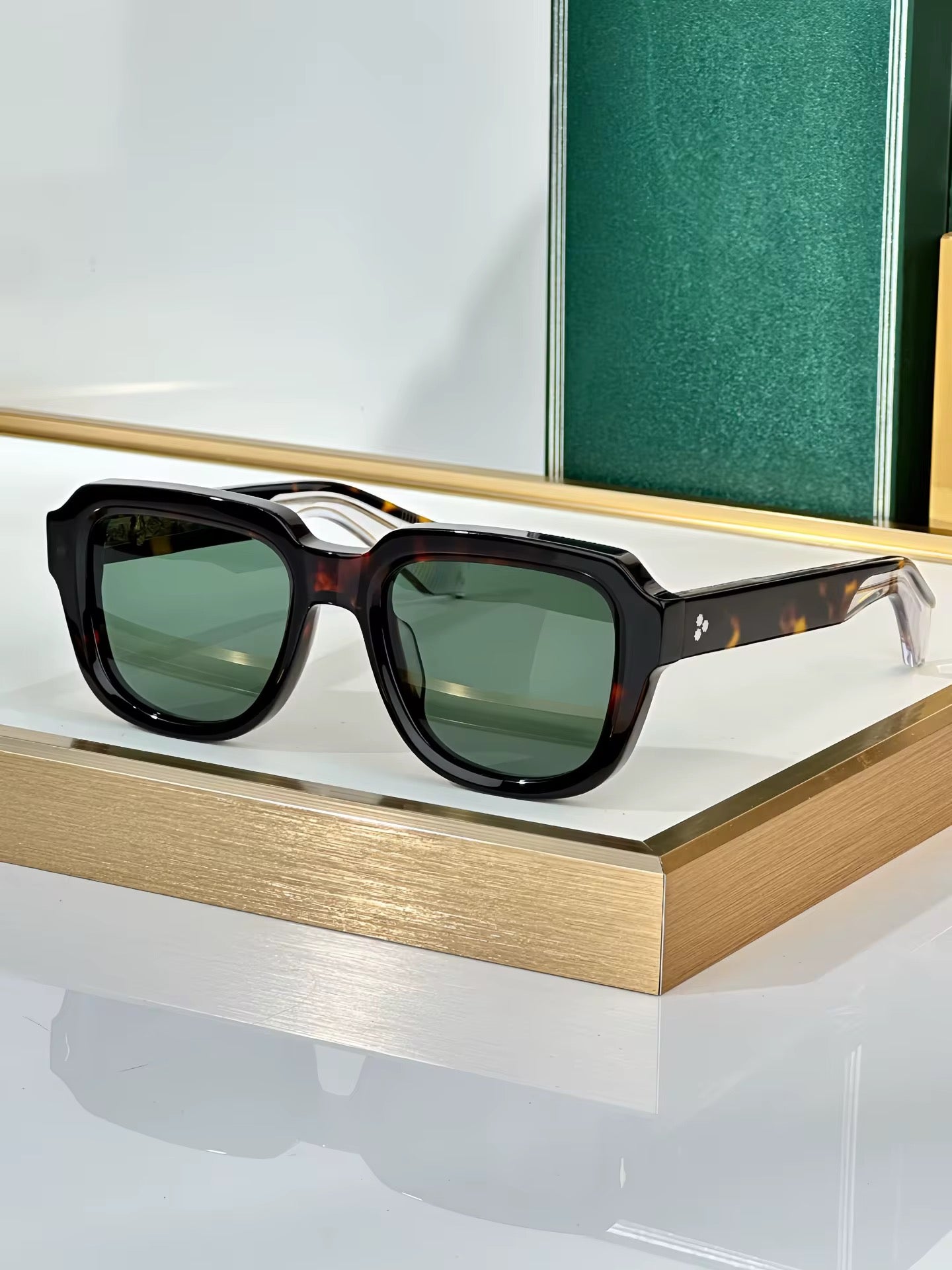 GenkSun Classic Havana Green - Luxury Square Sunglasses